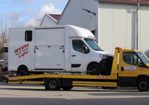 Henning Horse Trucks - Das Unternehmen